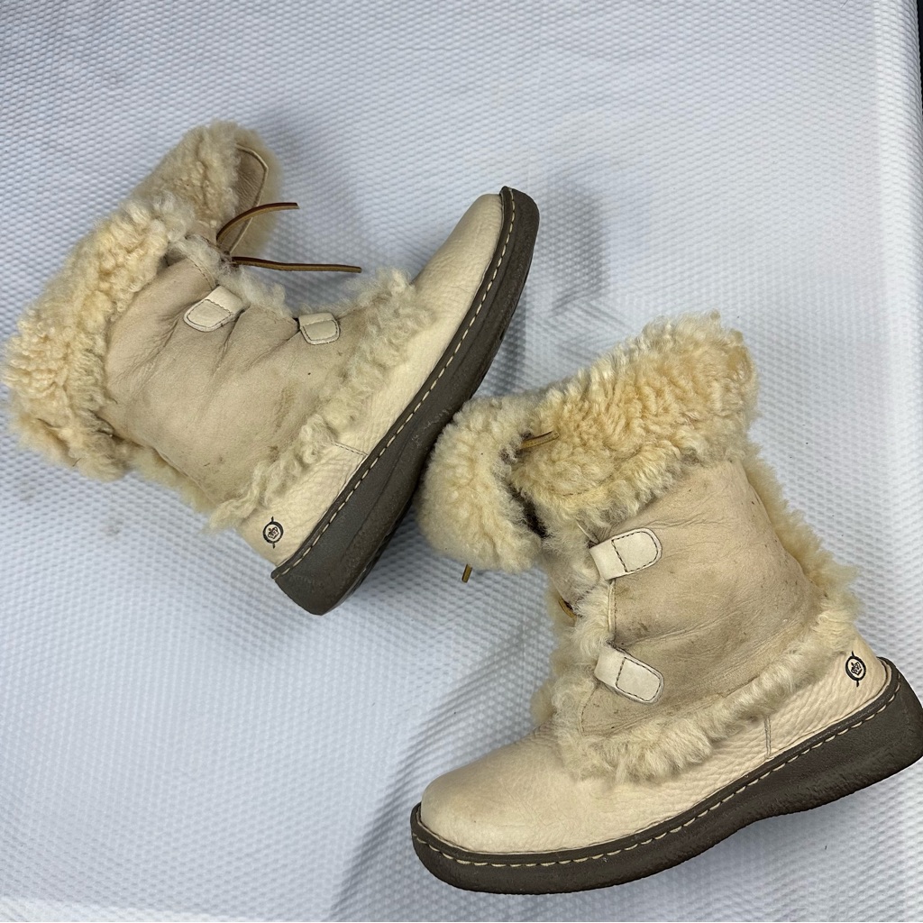 Born Shearling Lined Boot